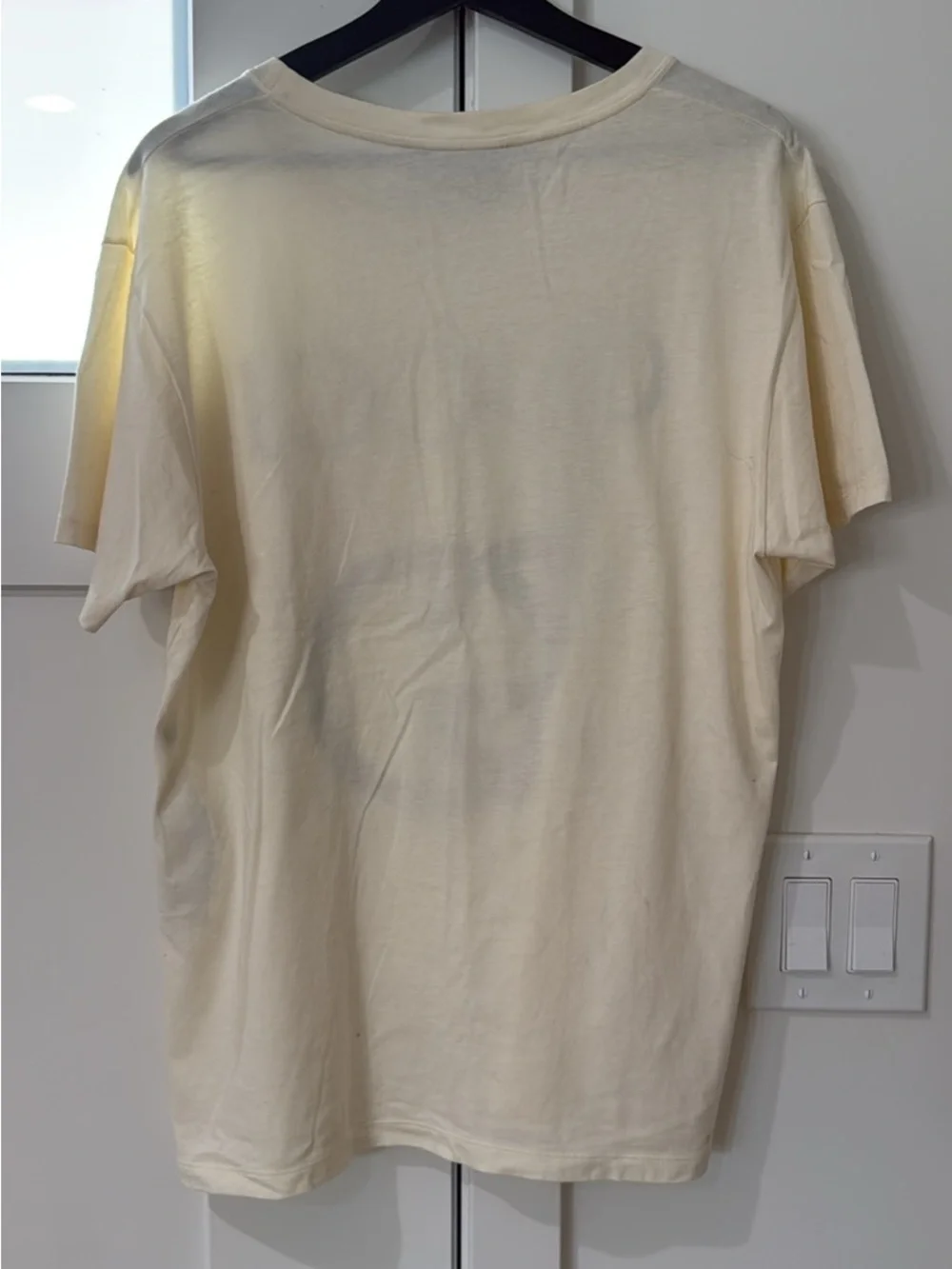 Gucci Cream Cotton Tee with Black Trim Label